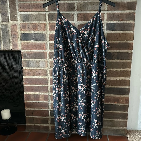 Women’s Maurice’s Plus Size, Floral Dress, Size 4/4x - Picture 1 of 6